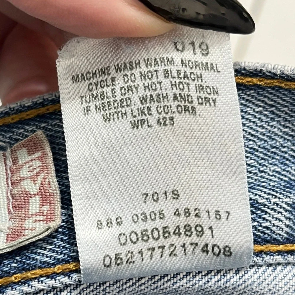 Levis excellent minor